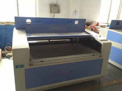 濟(jì)南迅刻數(shù)控機(jī)械